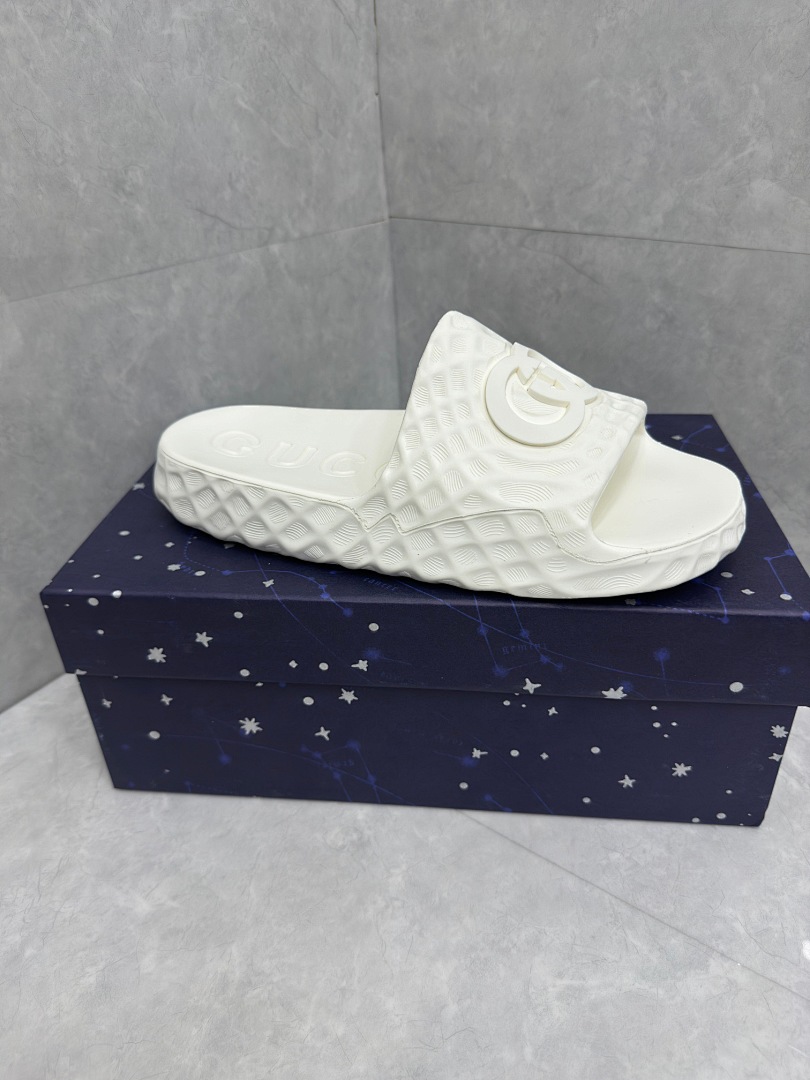 Unbranded Yuan - Image 14