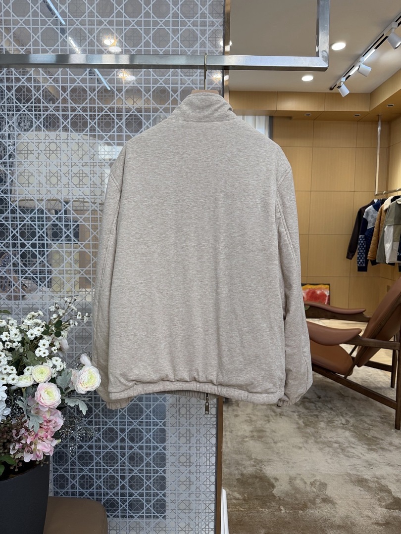 Burberry 567−8L - Image 16