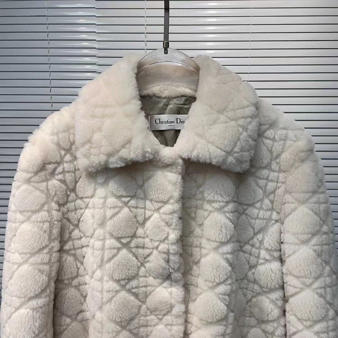 Dior Other - Image 15