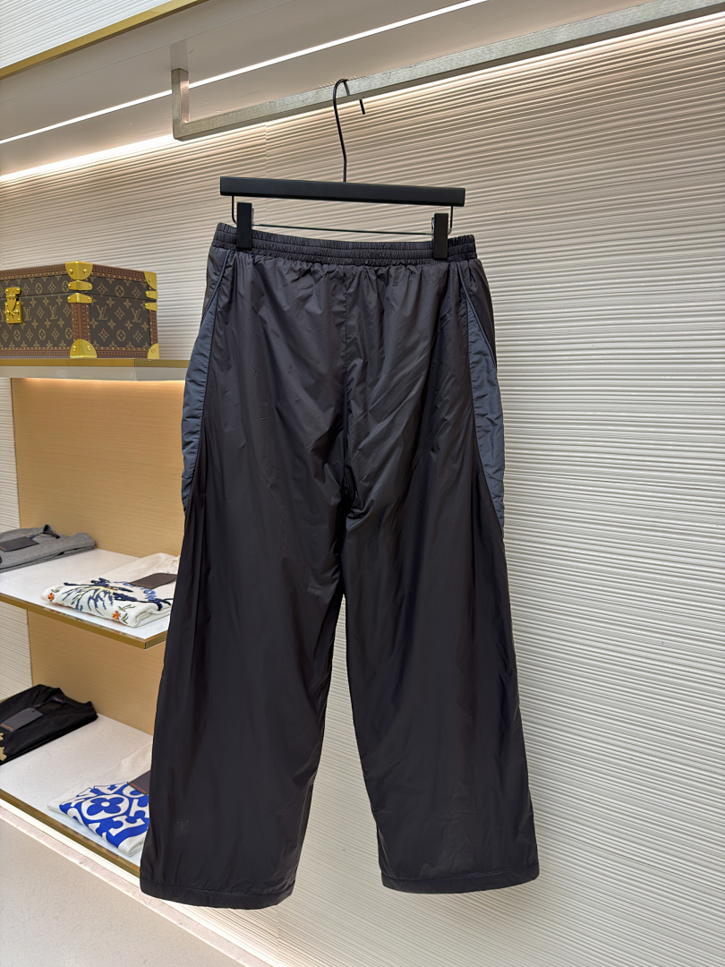 Balenciaga 6D230-61L - Image 12
