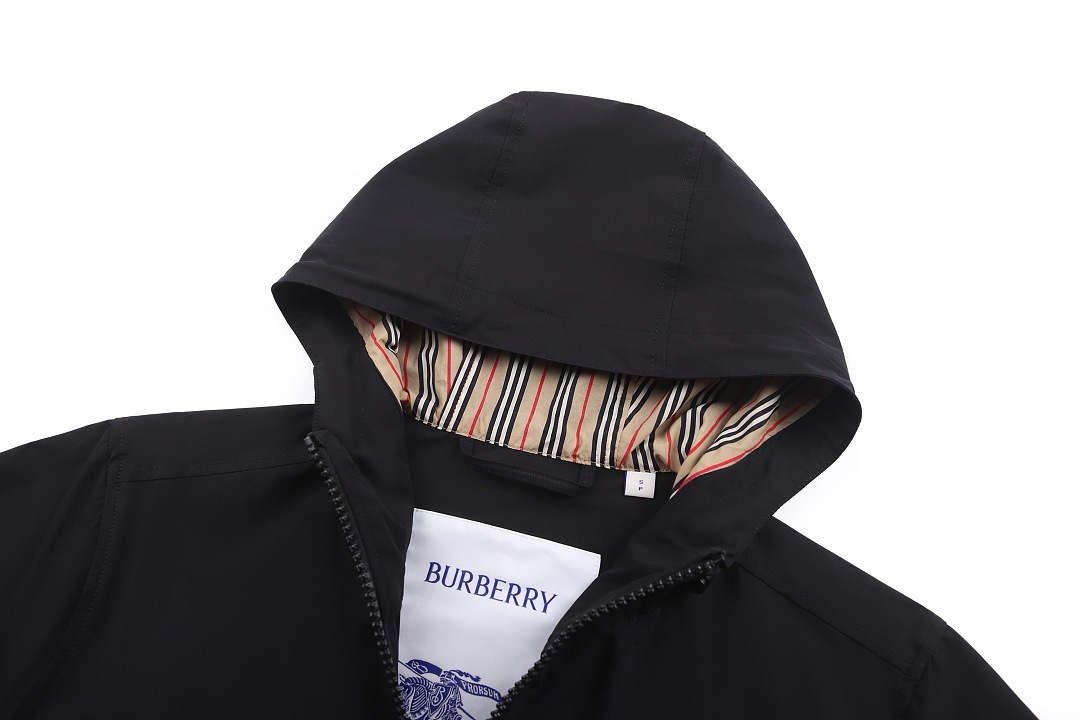 Burberry 52122−51L - Image 6