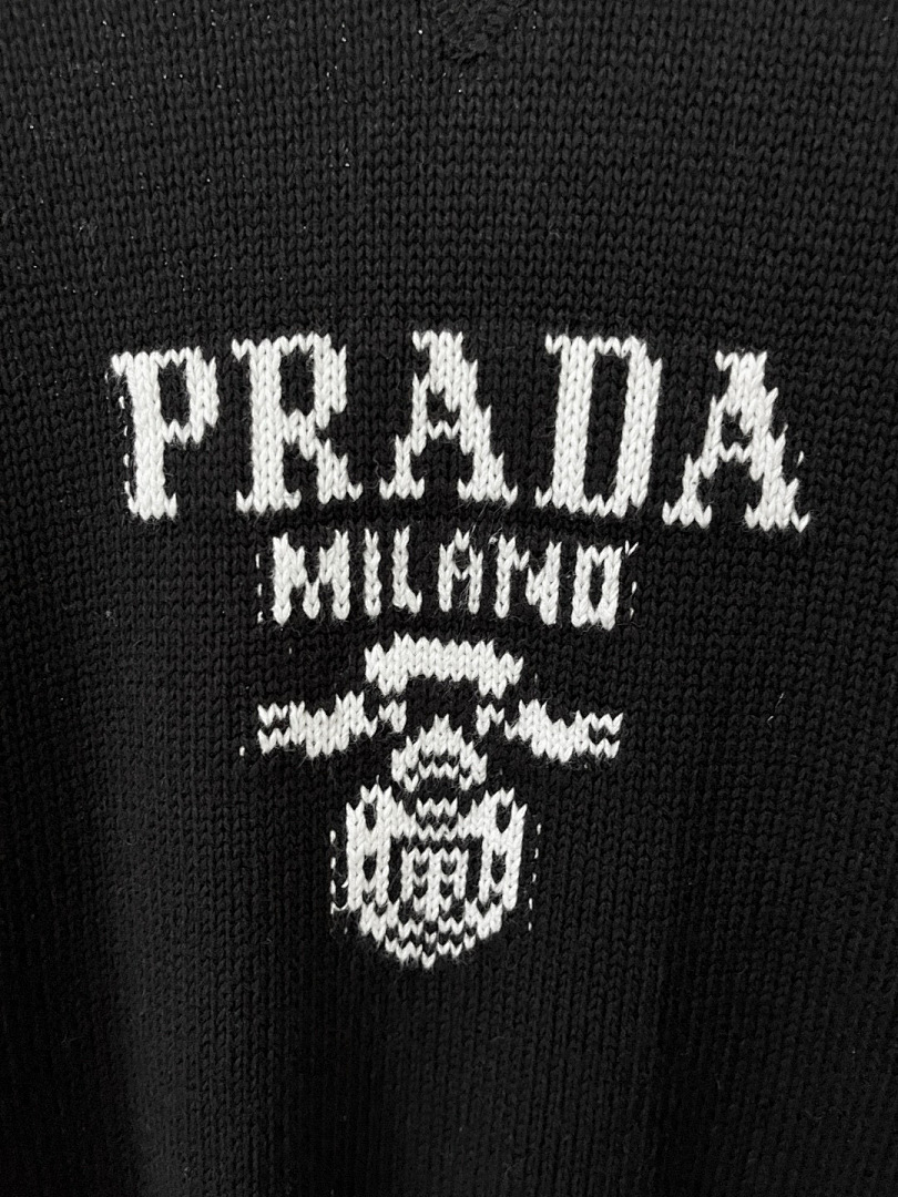 Prada 625269-60L - Image 19