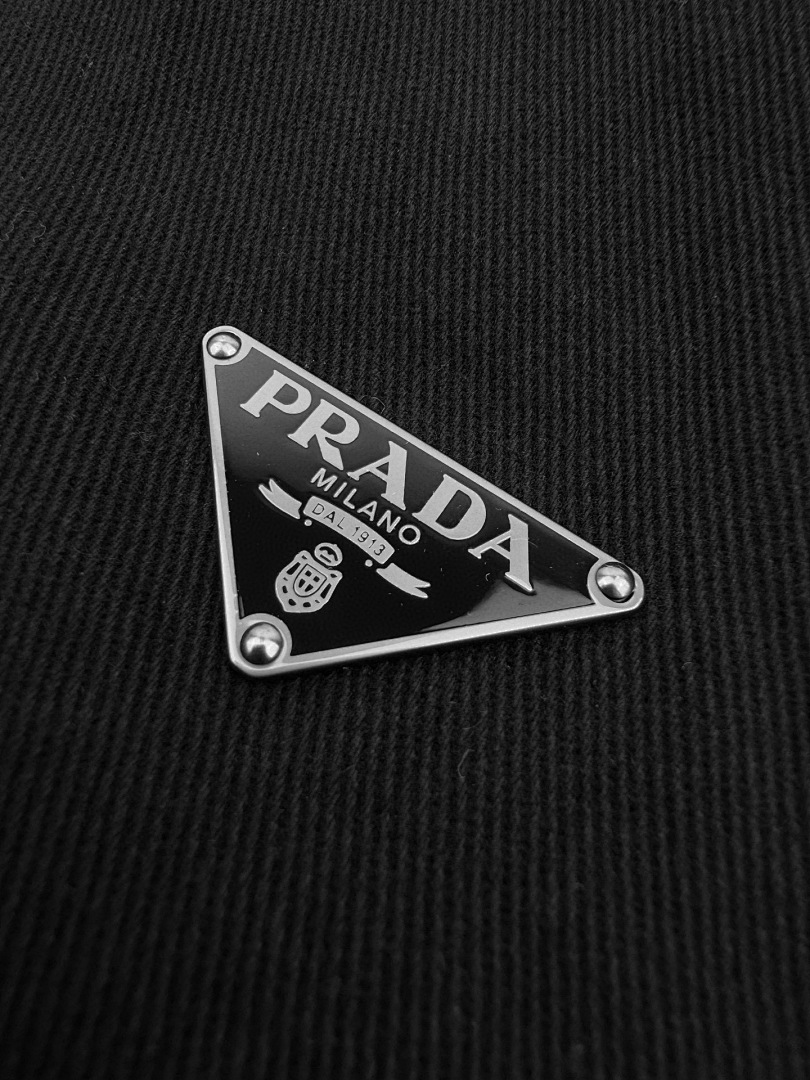 Prada 625343-60L - Image 10