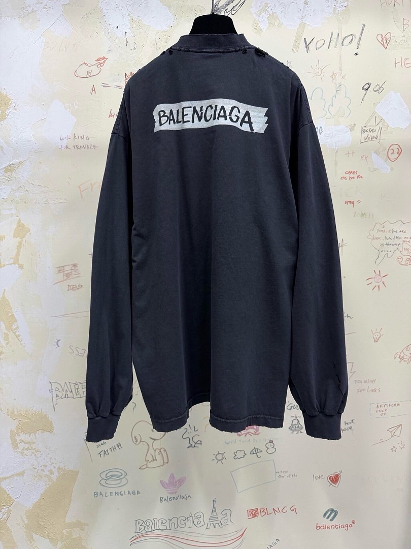Balenciaga 52108−51L