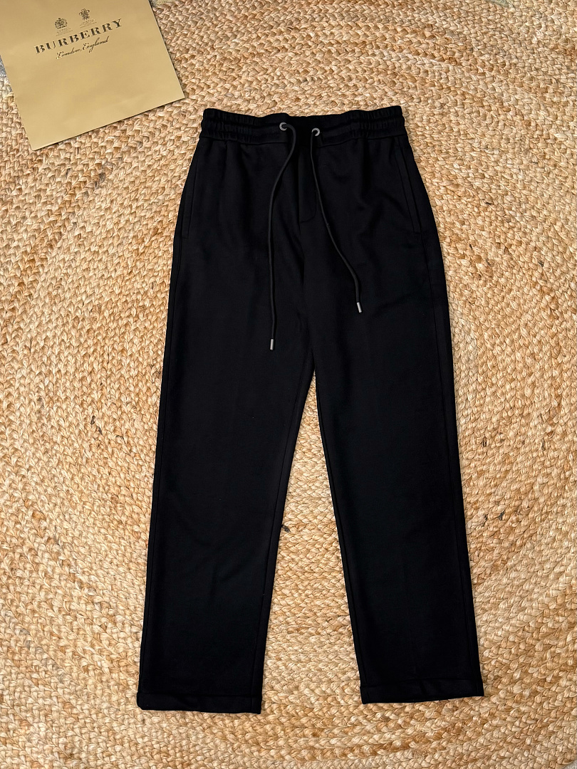 On Running Jacket Price:549 Pants 309 5191−8L - Image 34