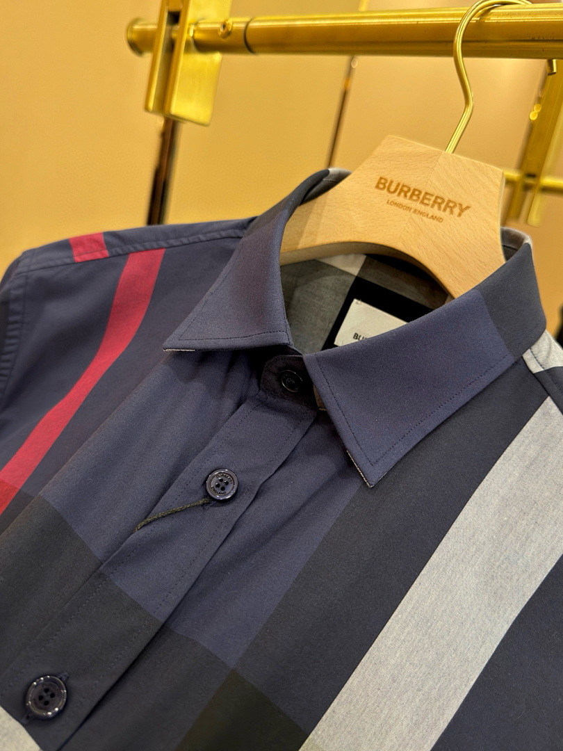 Burberry L68B073-65L - Image 12