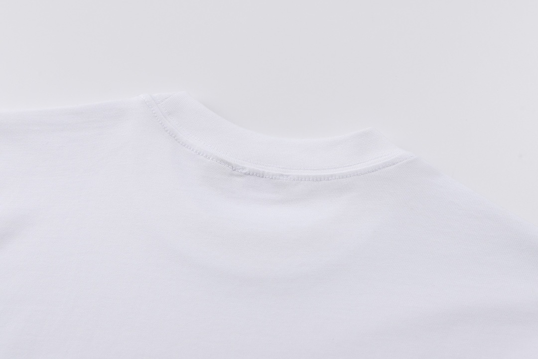Burberry 52037−51L - Image 24
