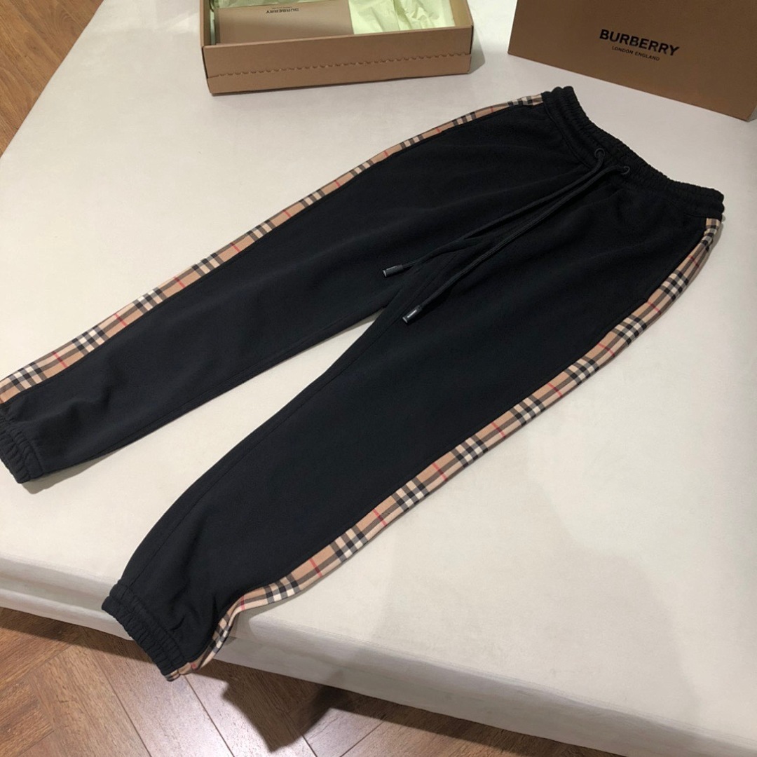 Burberry Yuan - Image 12