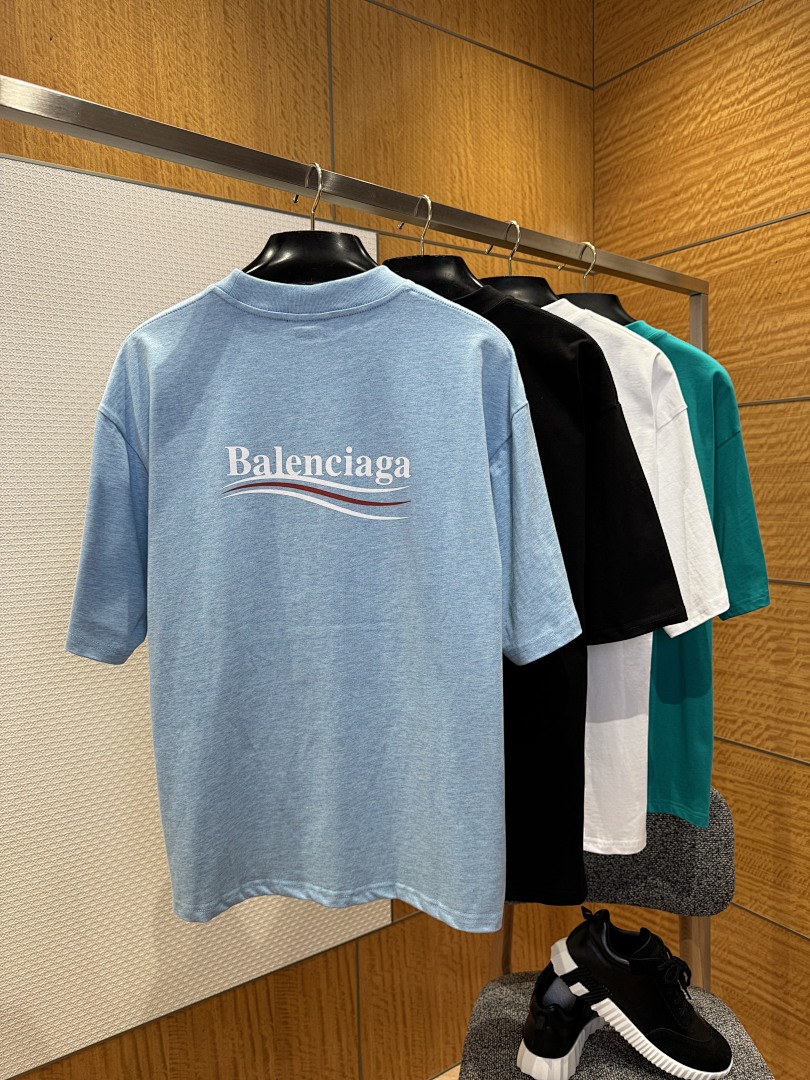 Balenciaga . 52257-22L