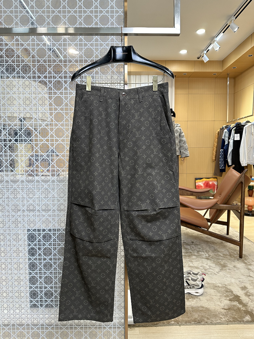 Unbranded 5042−51L