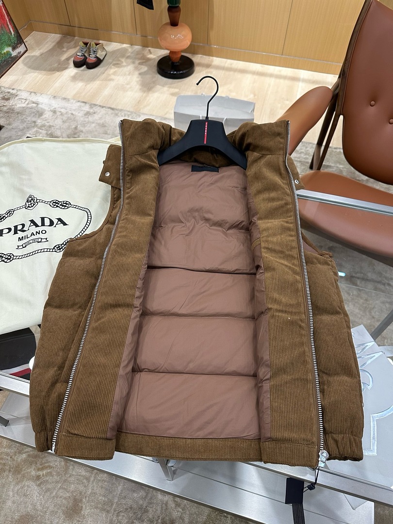 Prada 5212−8L - Image 6