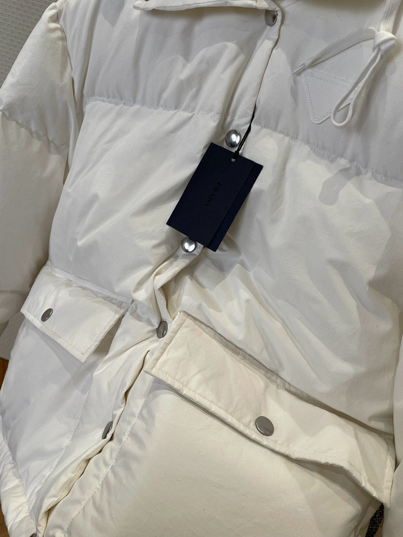 Prada 625025-78L - Image 11