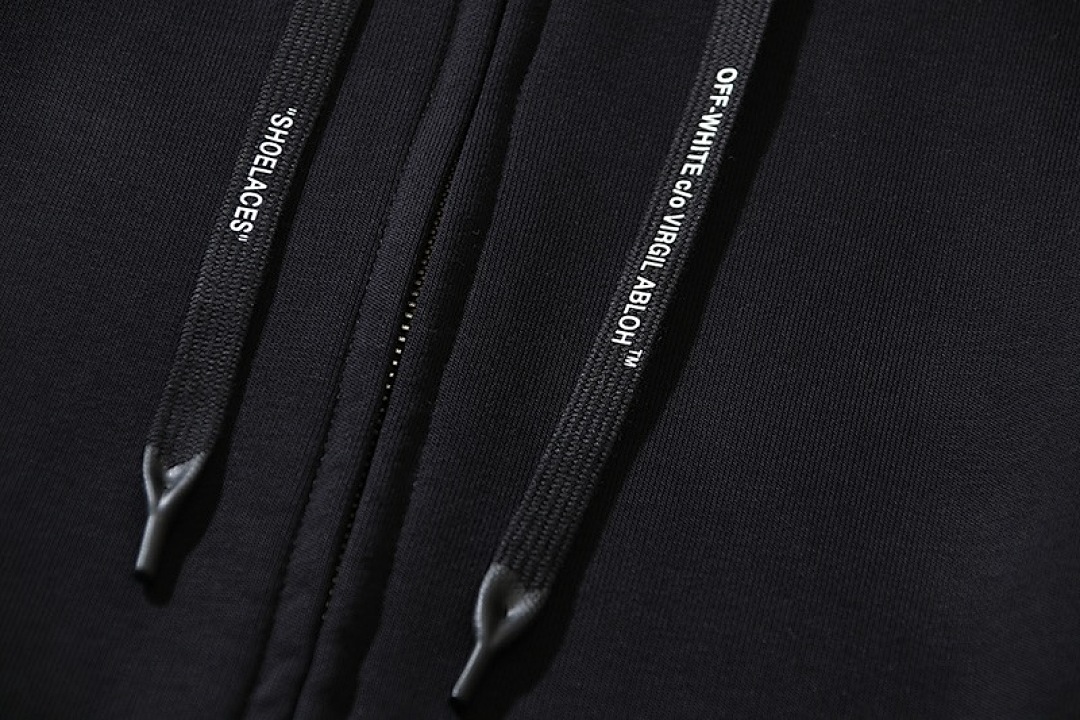 Off-White . - Image 6