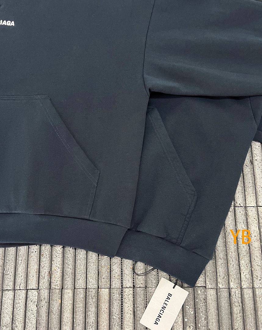 Balenciaga 525343−51L - Image 24