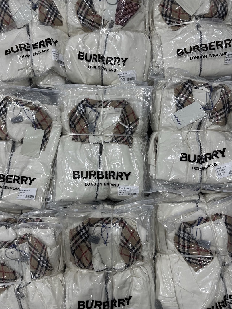 Burberry 5052−51L - Image 5