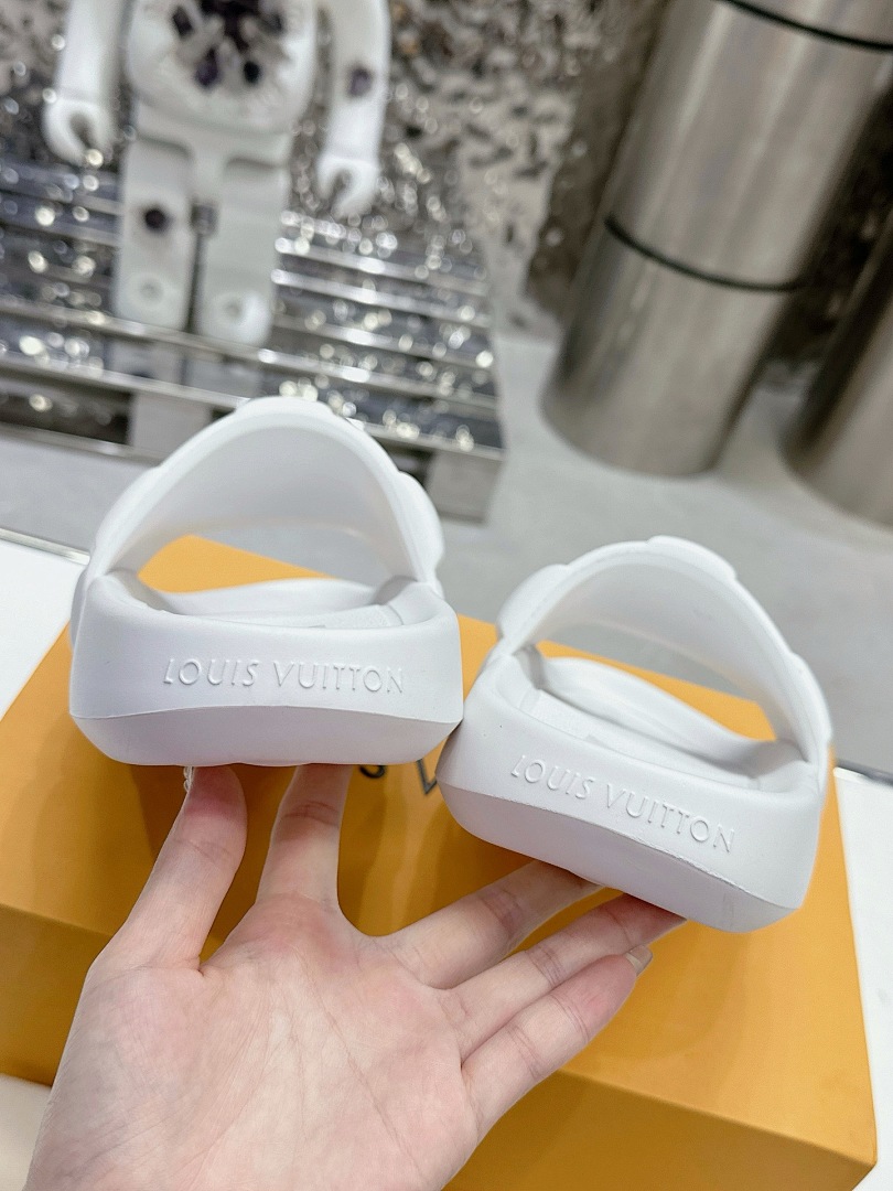 Unbranded Yuan Slides V081 - Image 20