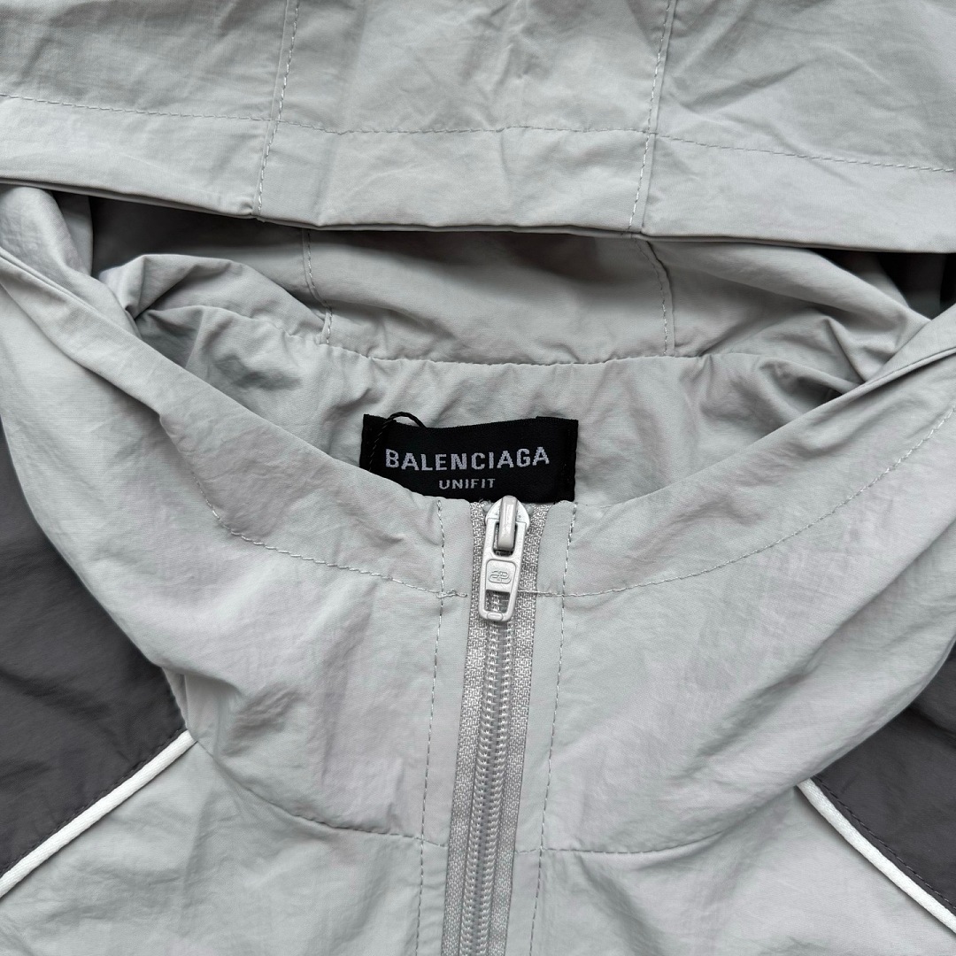Balenciaga 52423−24L - Image 12
