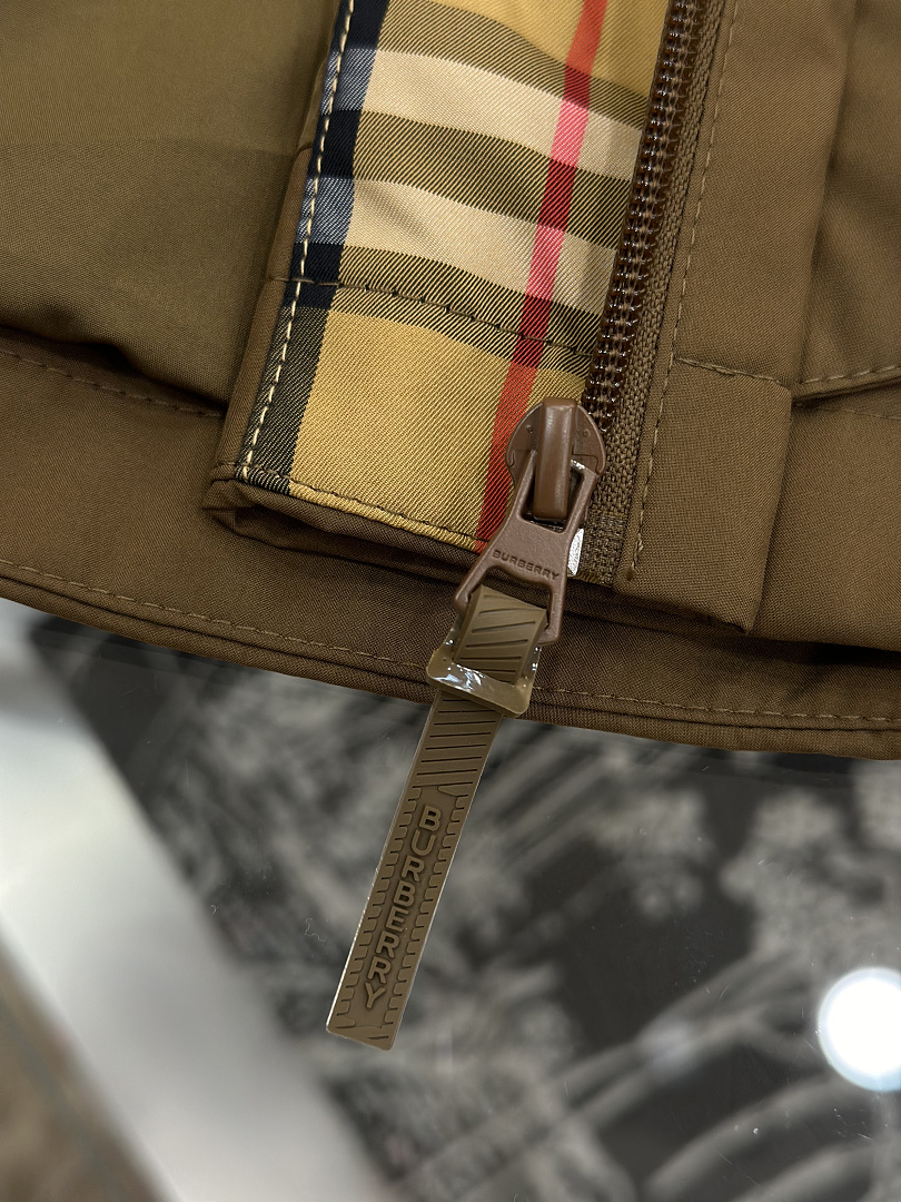 Burberry 5150−8L - Image 15