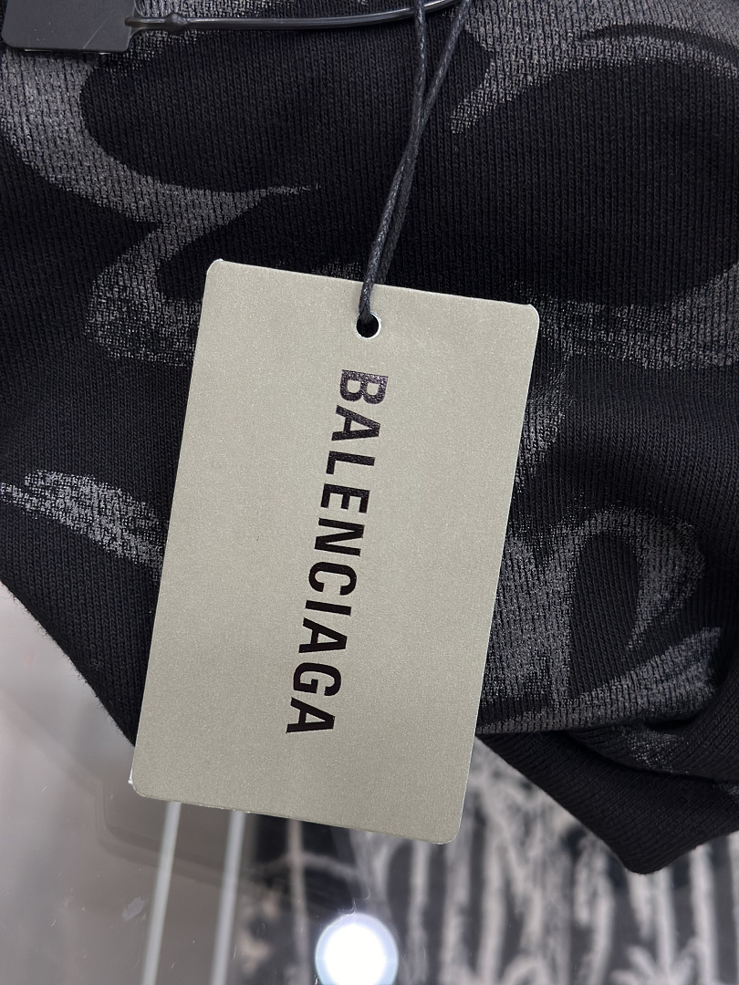 Balenciaga 512−8L - Image 22