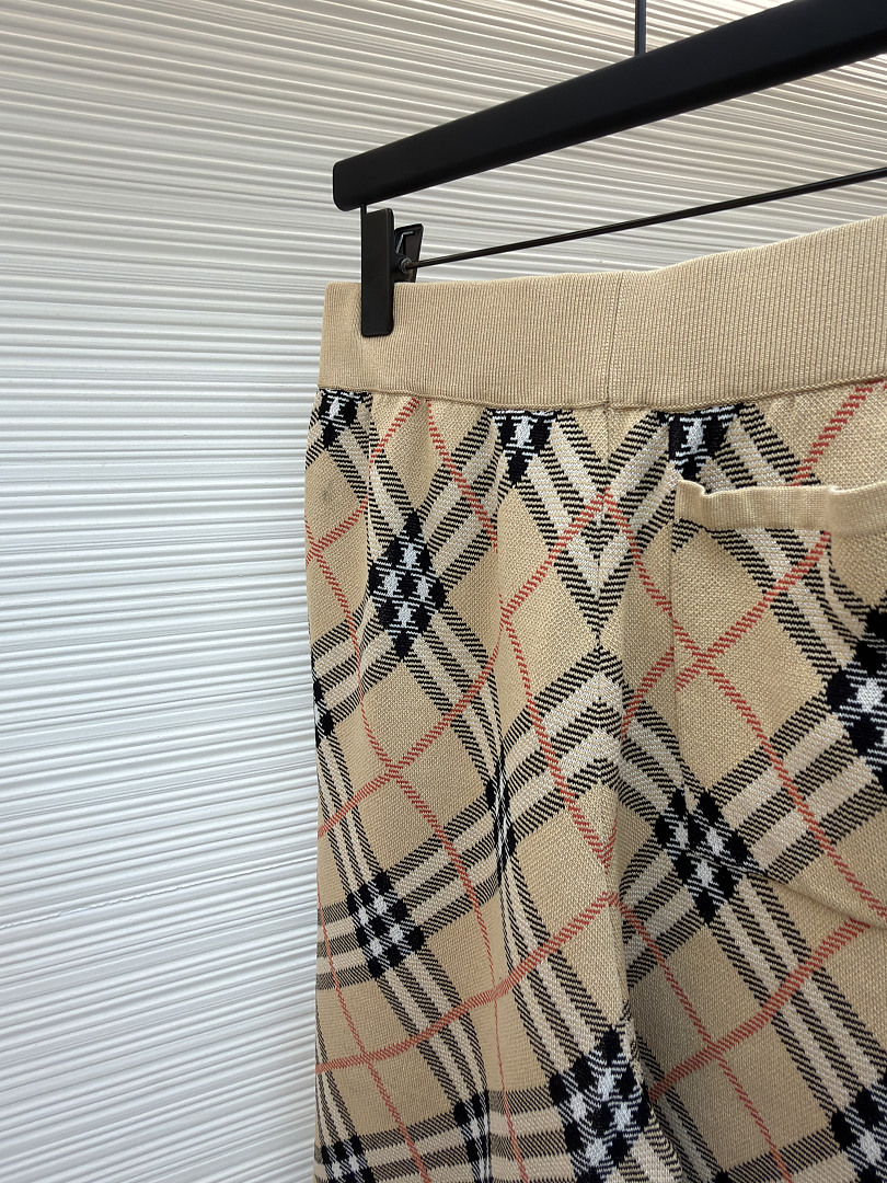 Burberry 3054-17L - Image 10