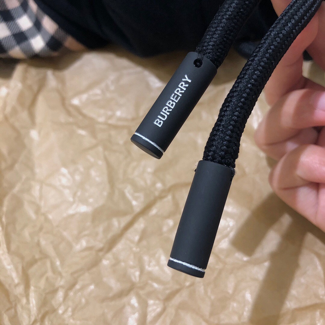 Burberry Yuan — - Image 6