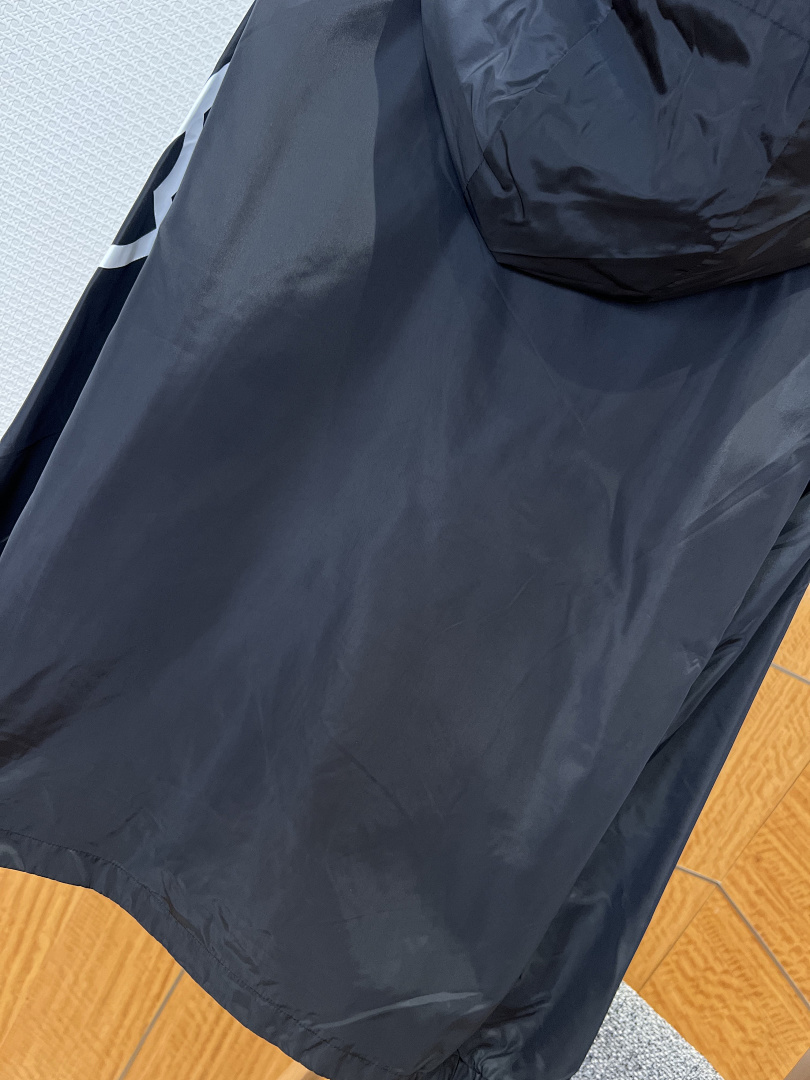 On Running 5927−8L - Image 15