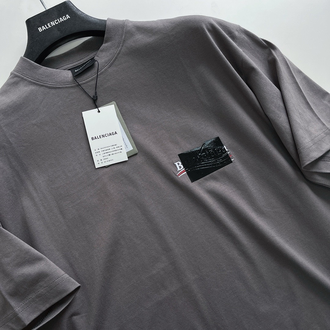 Balenciaga Yuan Gum Short Sleeve - Image 8