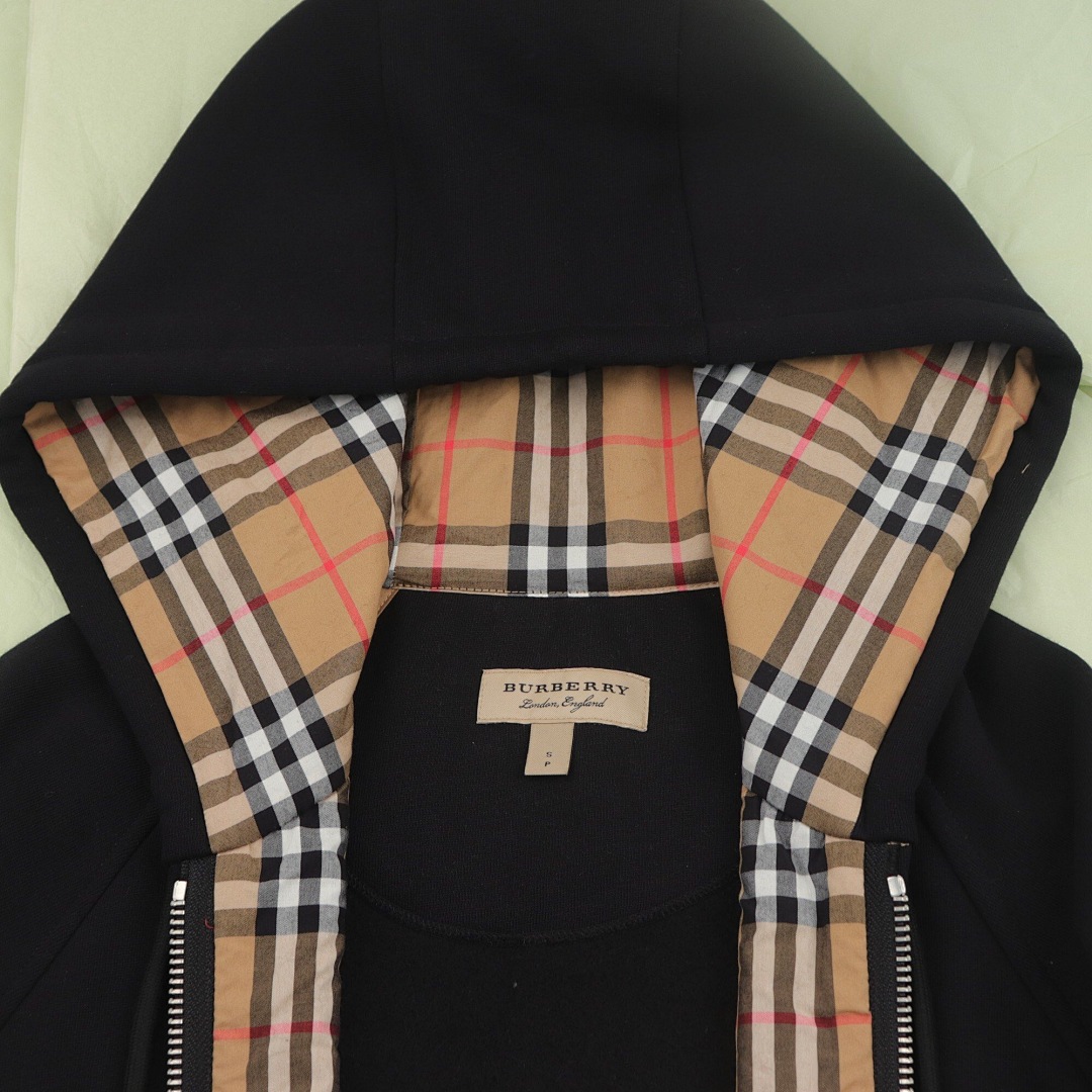 Burberry Yuan - Image 10