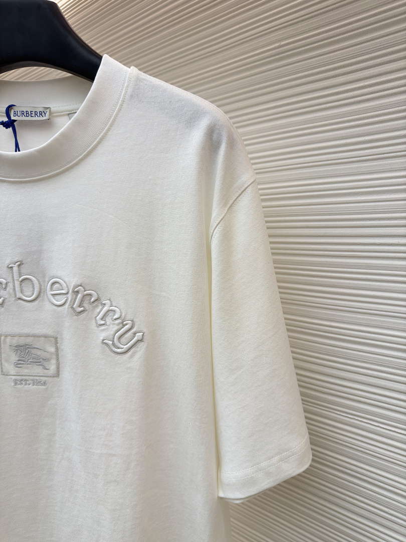 Burberry 52028−51L - Image 11