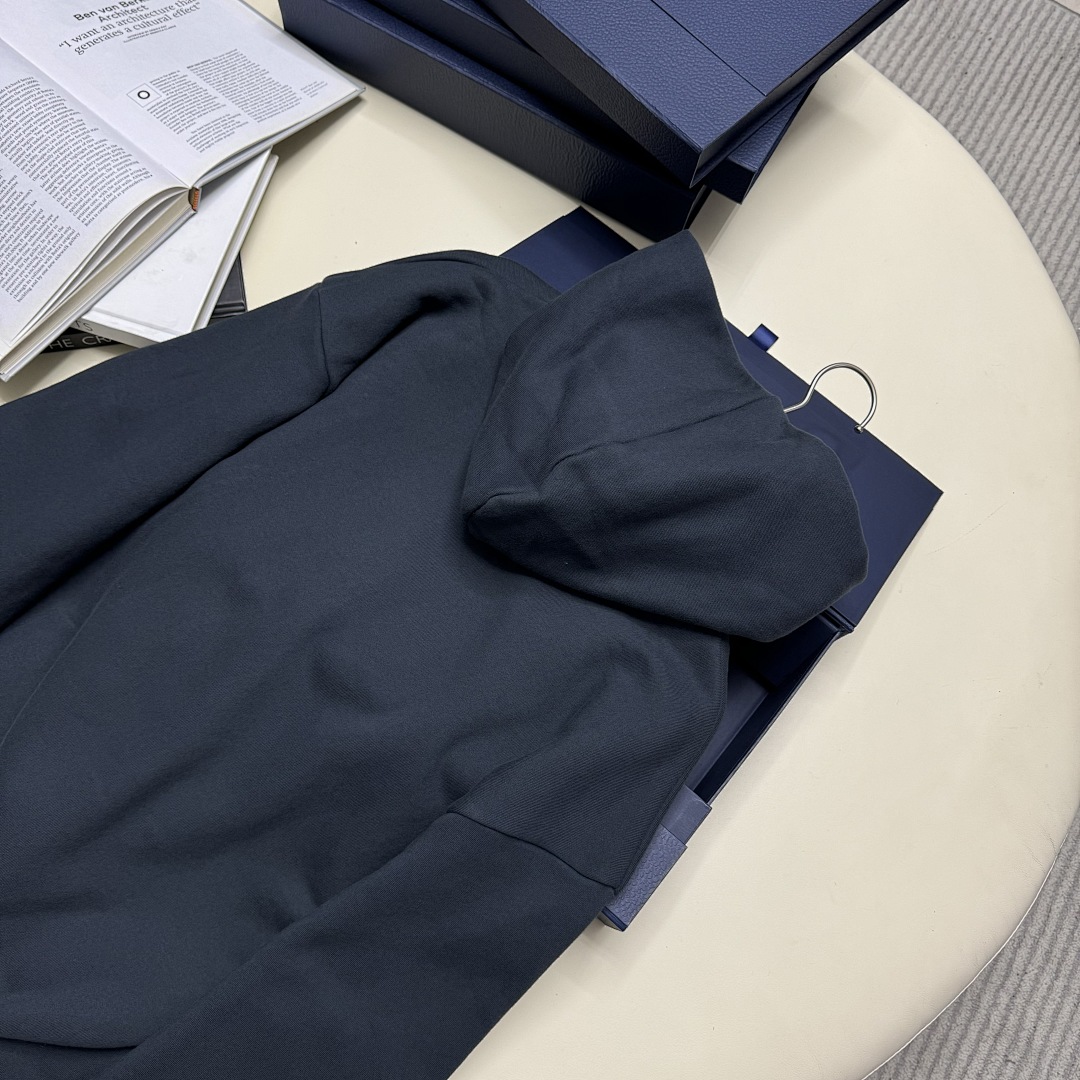 Dior . 539−17L - Image 10