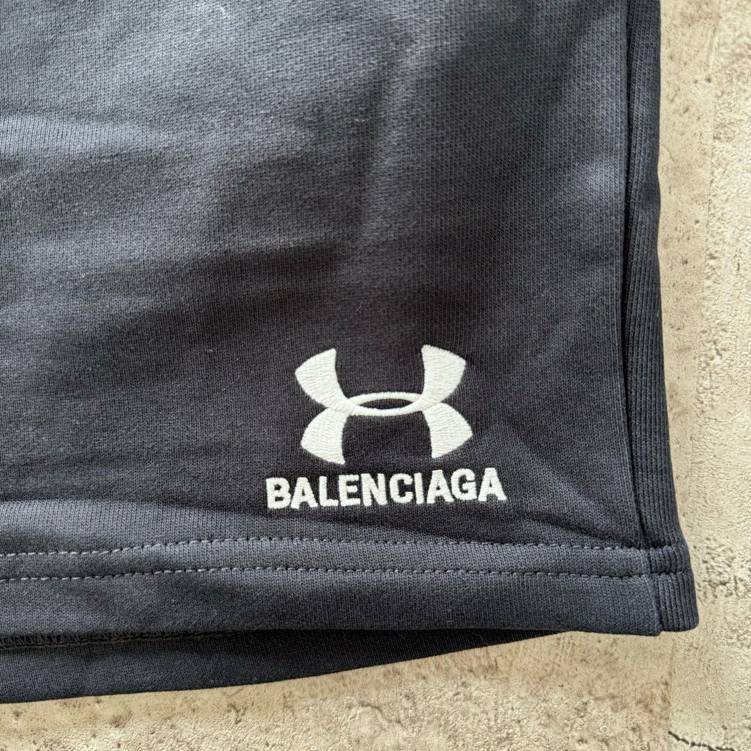 Balenciaga 5D015−25L - Image 14
