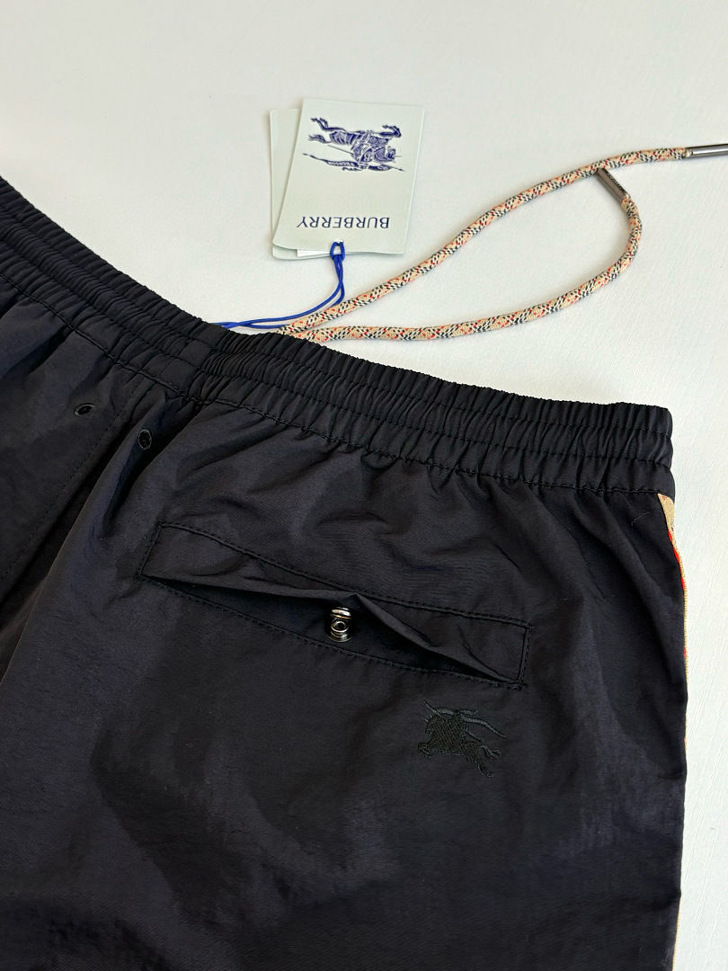 Burberry 31912-31L - Image 6