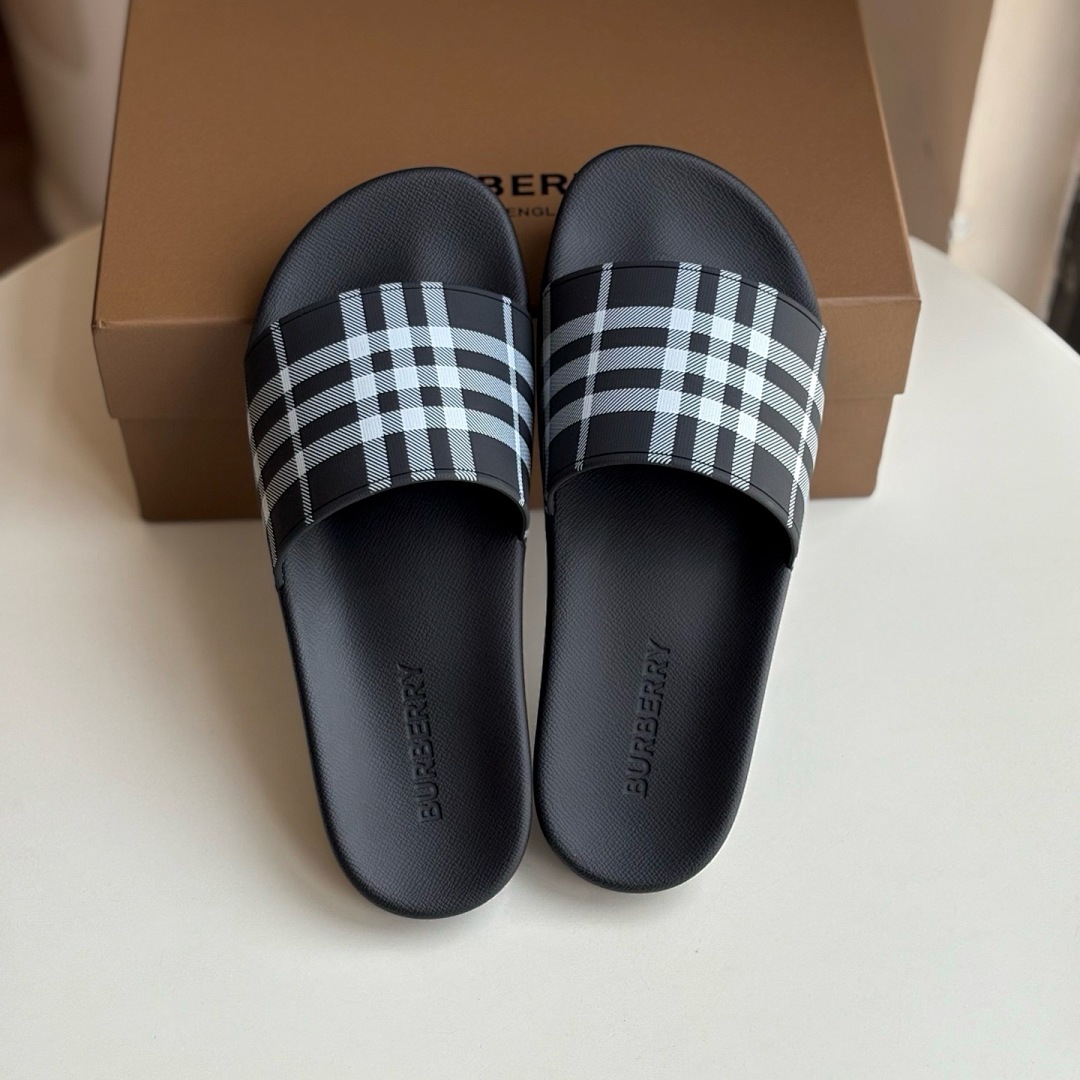 Burberry 6053-88L - Image 22