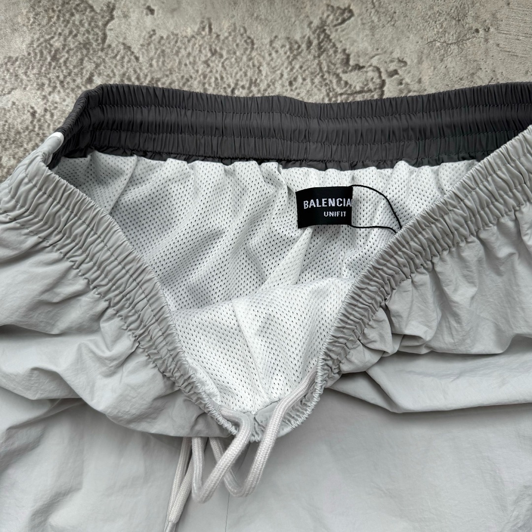 Balenciaga 52424−24L - Image 9