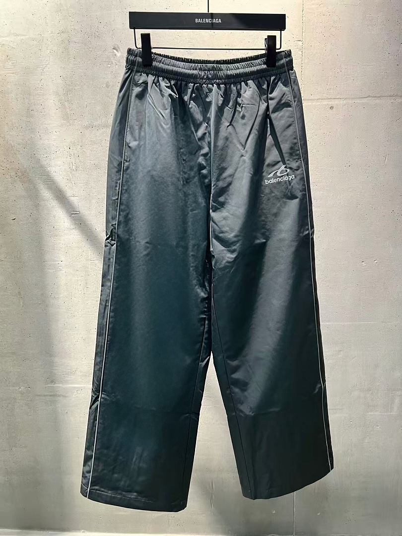 Balenciaga 571−24L