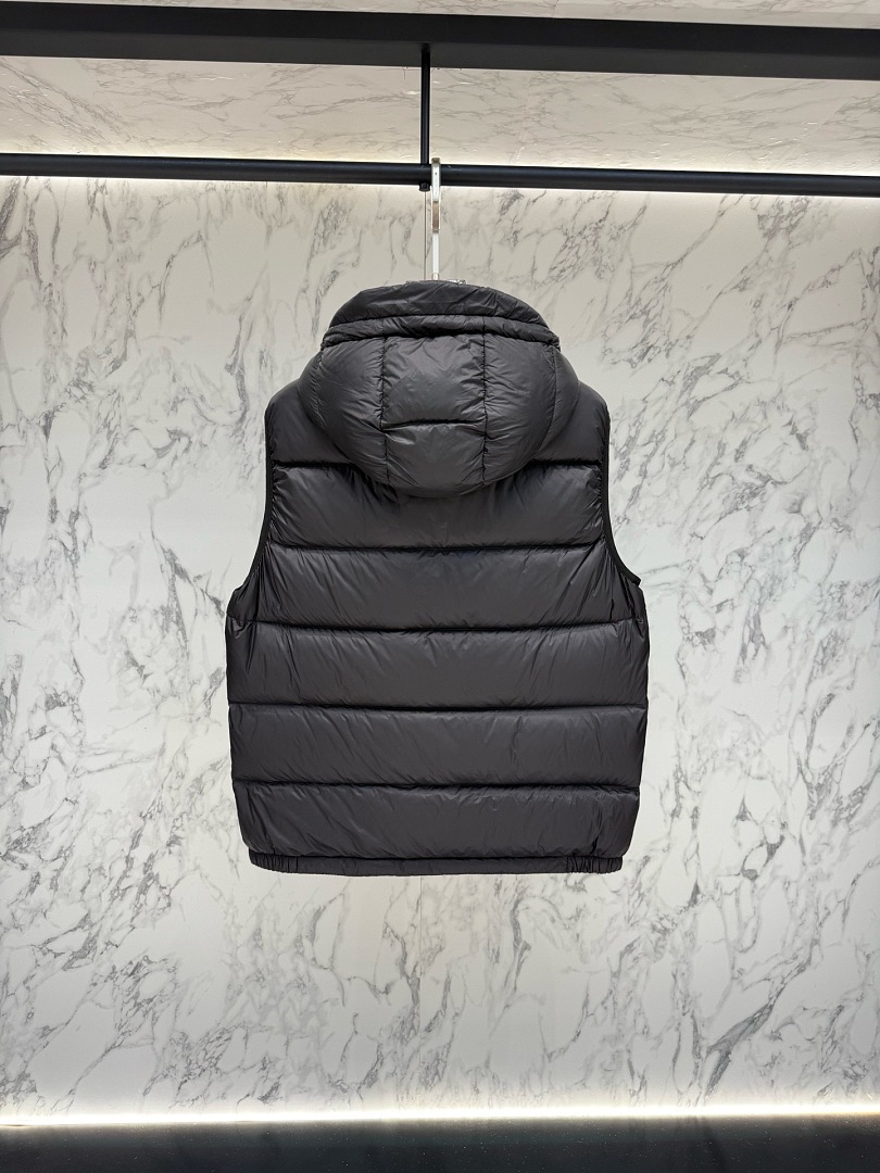 Burberry 68262-37L - Image 4