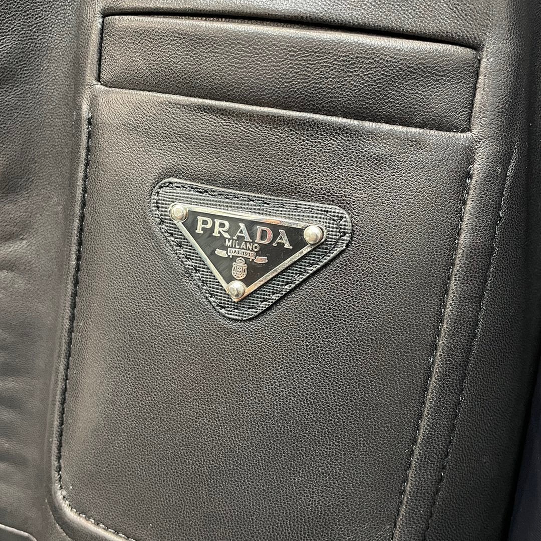 Prada 580W00025Real Leather - Image 21