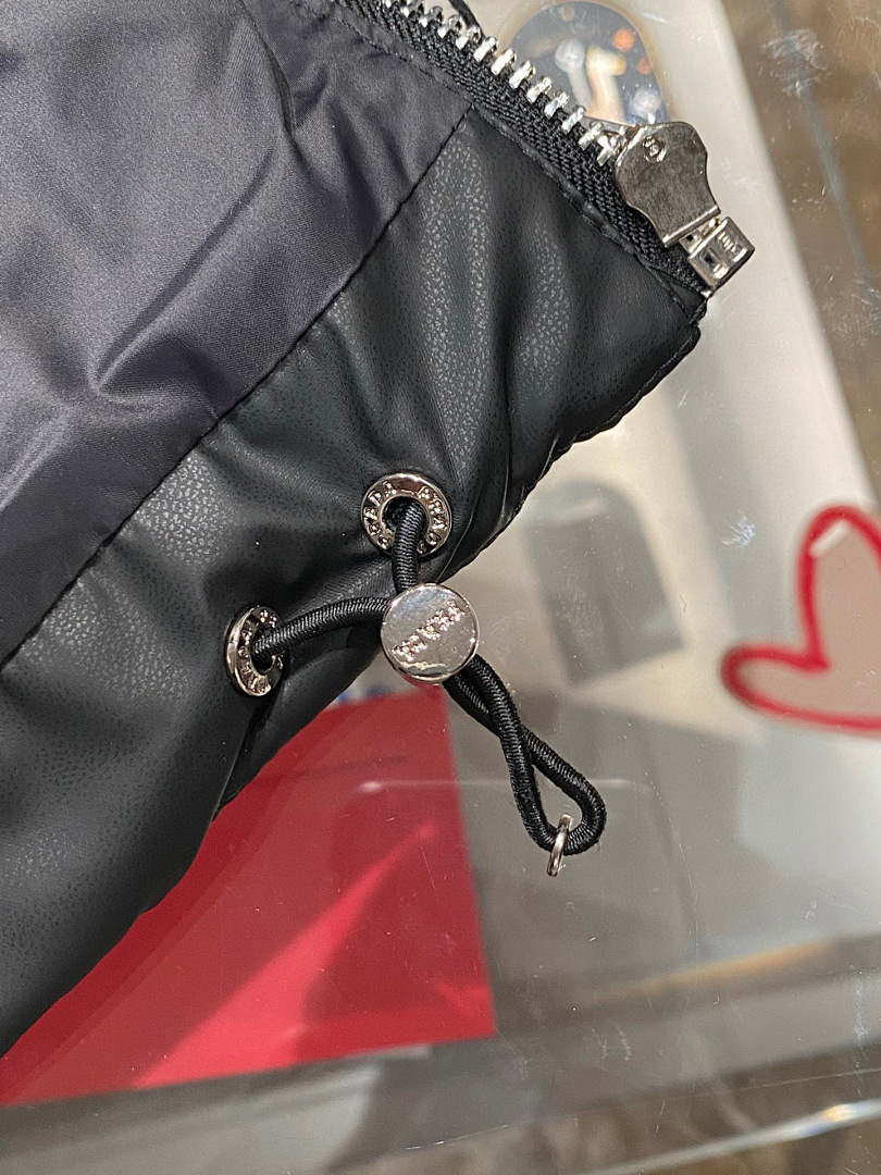 Prada 5C31 Velvet −96L - Image 18
