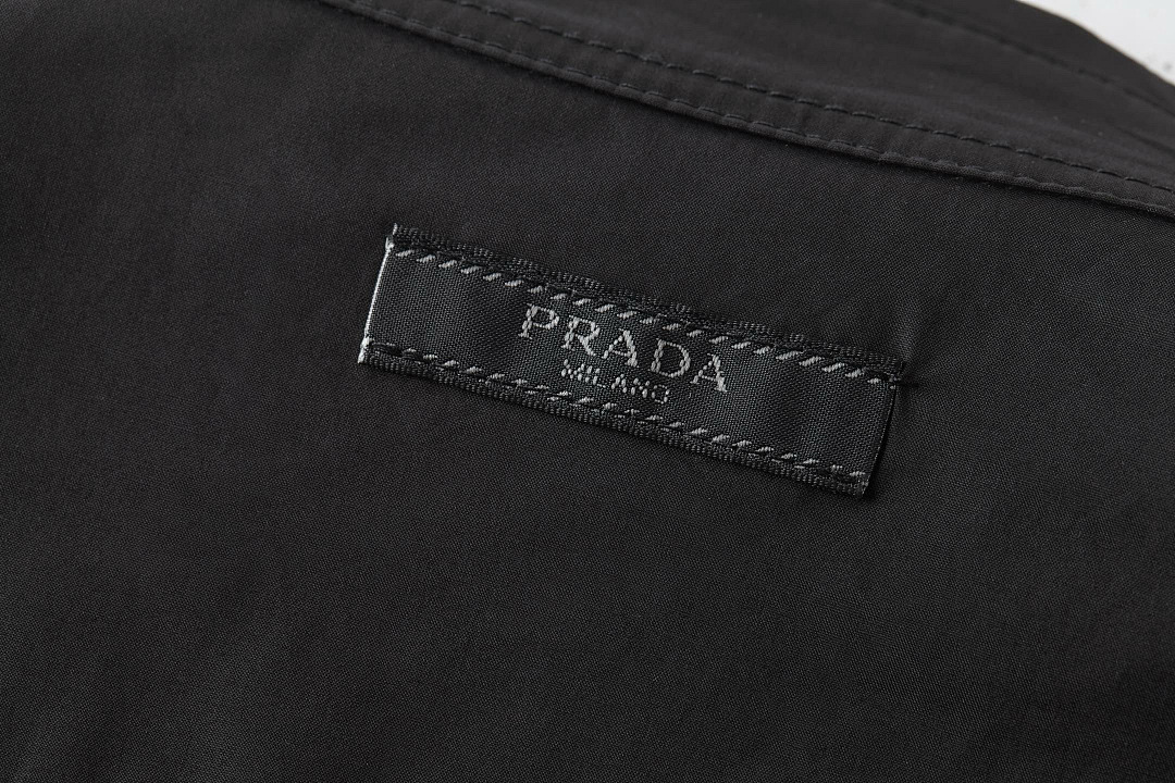 Prada 6051-69L - Image 28