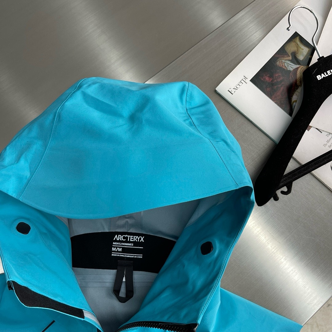Arc'teryx — - Image 14