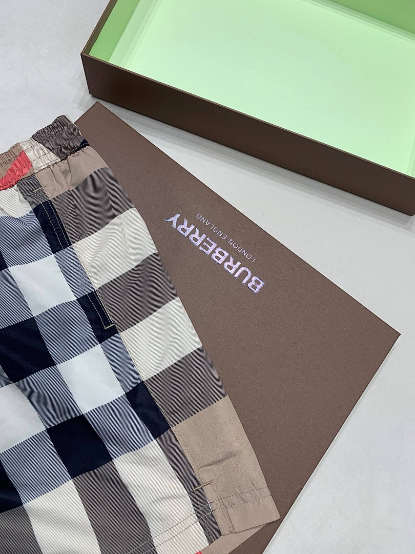 Burberry Yuan - Image 6