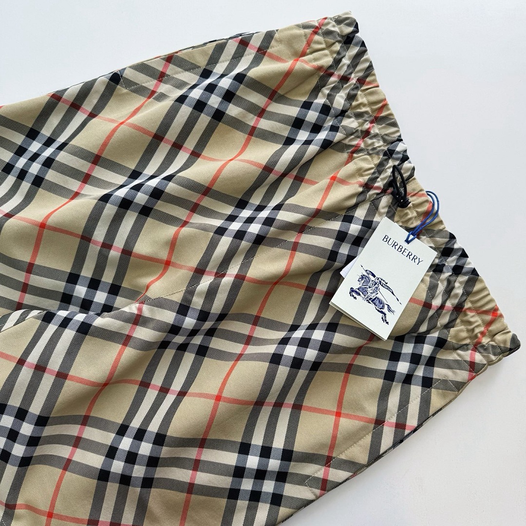 Burberry 6D294-61L - Image 26