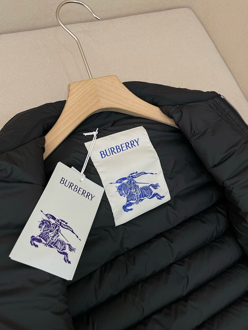 Burberry 3WT7811-8L - Image 6