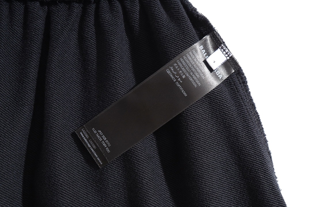 Balenciaga 5DD048−25L - Image 24
