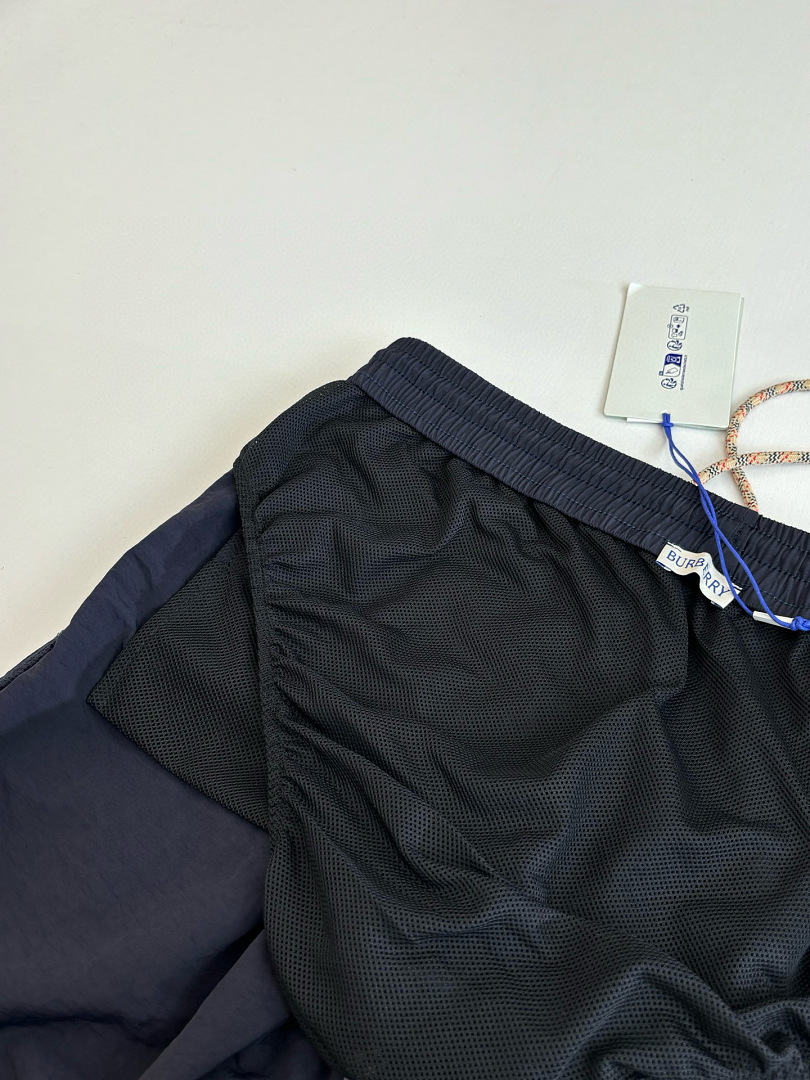 Burberry 31912-31L - Image 19