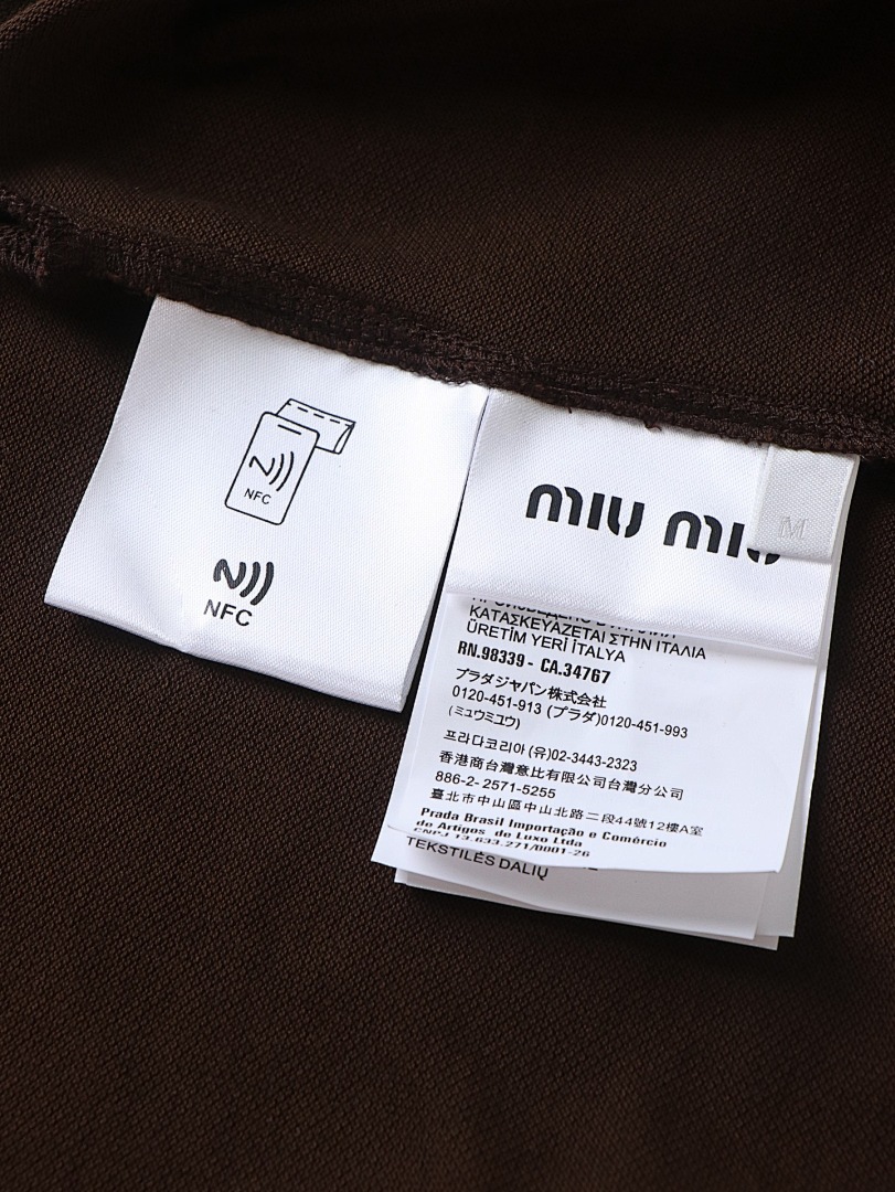 Miu Miu 66085−51L - Image 13