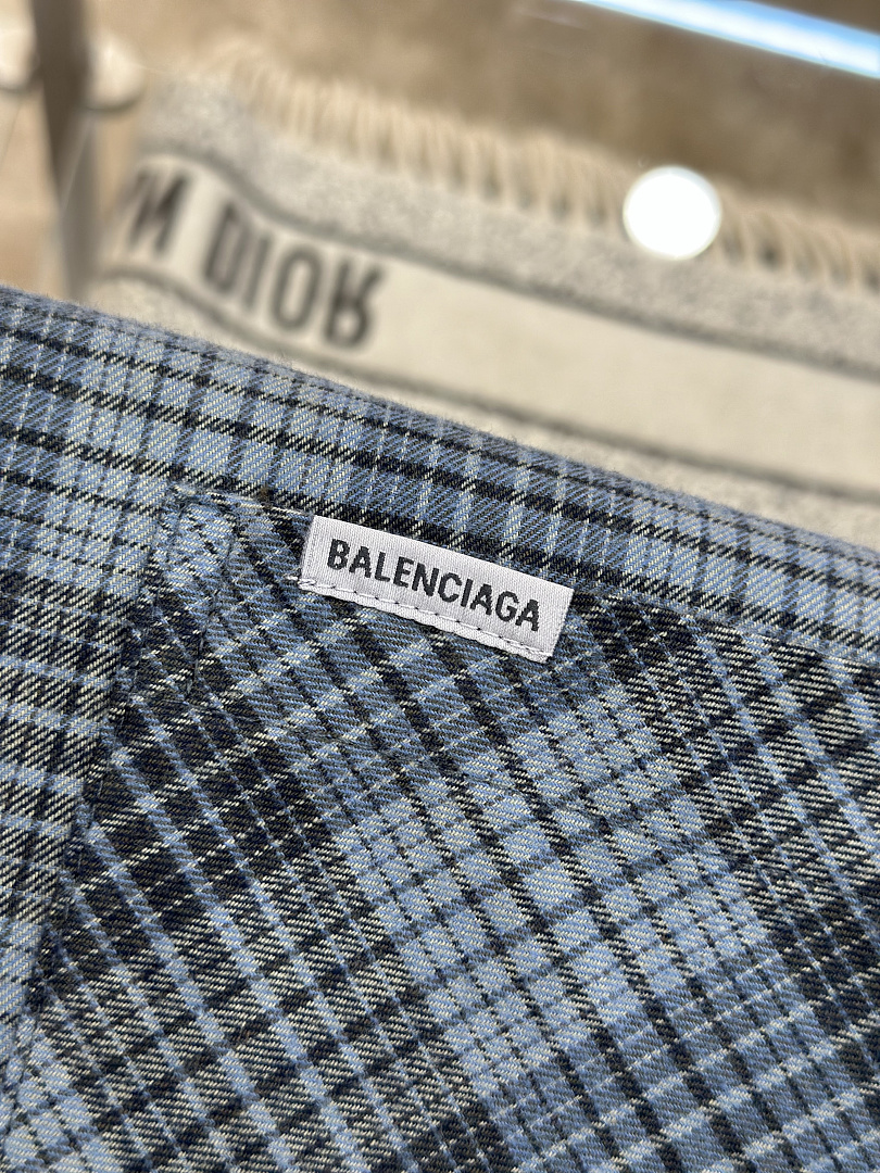 Balenciaga 3091-41L - Image 10