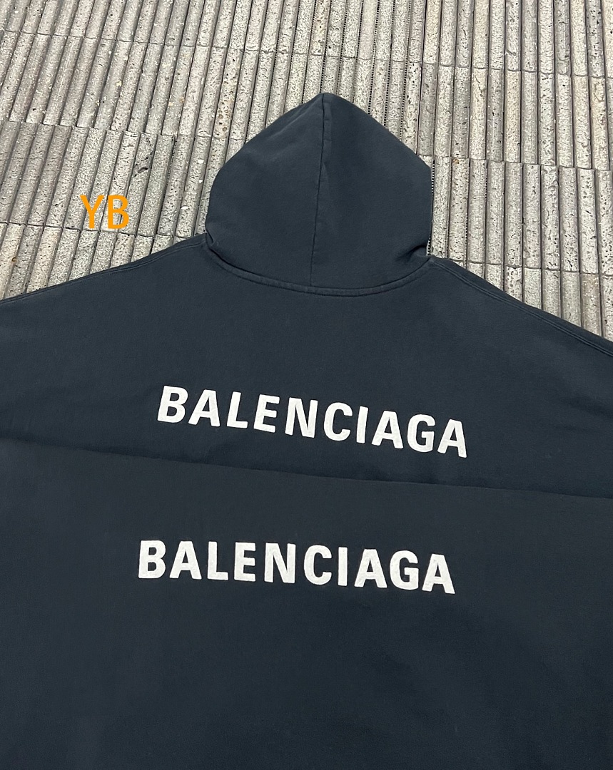 Balenciaga 525343−51L - Image 22