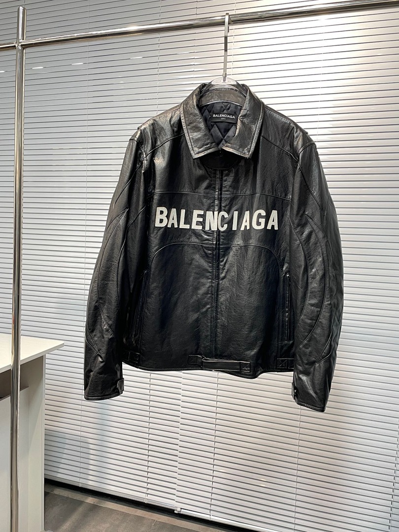 Balenciaga 580W00016 Leather
