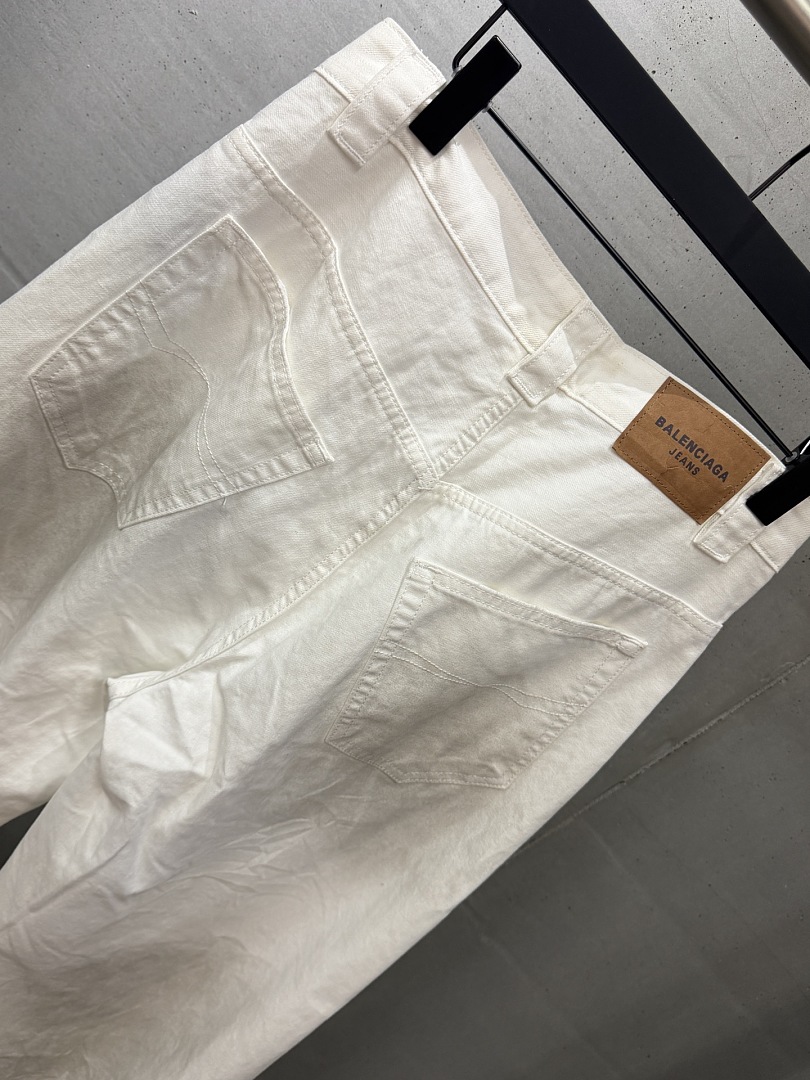 Balenciaga 52421−24L - Image 12